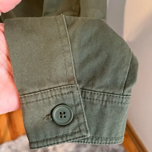 a. n. a Army Green Women’s Button Up Shirt Jacket Size Small NWT - Picture 7 of 11